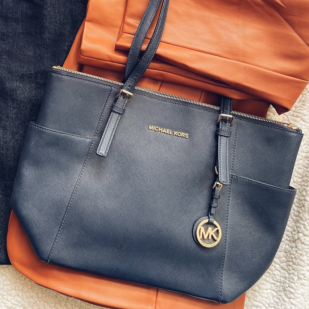Michael Kors Navy Blue Jet Set Tote